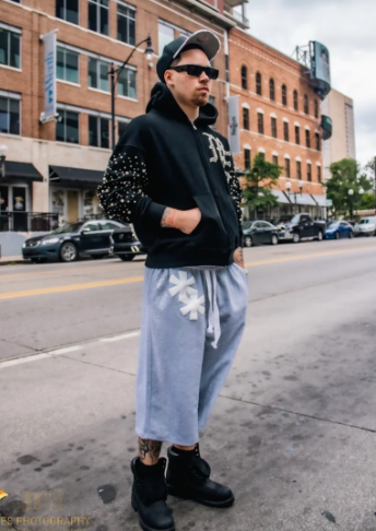 GREY M0LLYW0RLD LONG SHORTS